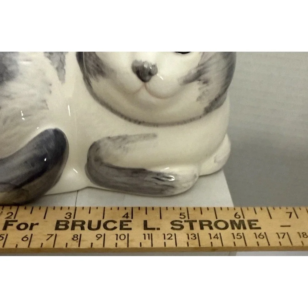 Ceramic Gray & White‎ Cat Planter | Figural Cat Lover Decor | 7
